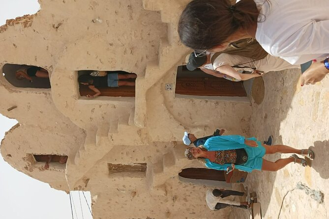 1 day excursion to Chenini-Tataouine - Entering Tataouine, from the French prison fame to the market