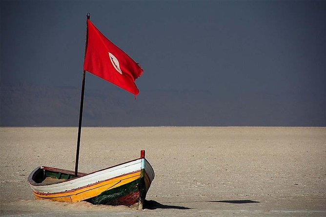 3DAYS 4x4 safari from Sousse/Hammamet/Tunis 100km deep in desert camp - Desert driving, group size, and why the guide makes or breaks it