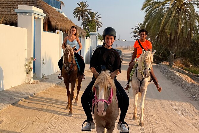 Discovery ride on horseback or camel 2h30 - Who This Ride Suits Best, and Who Might Consider Alternatives