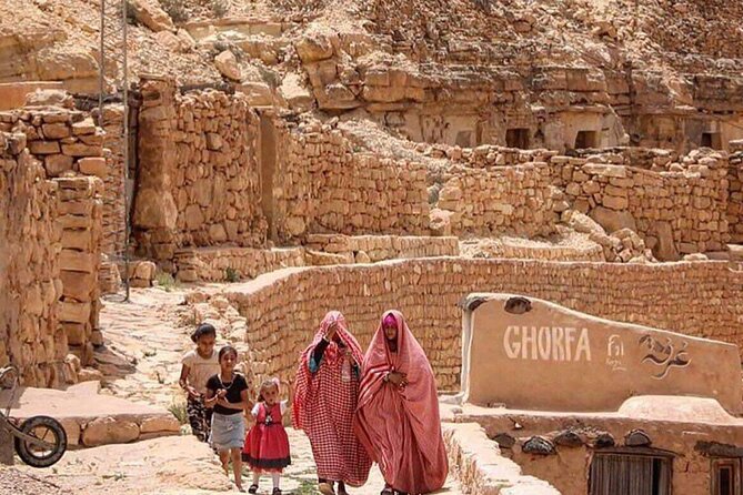 Discovery tour of Southern Tunisia - Day 2: Matmata’s cave homes at Casas Trogloditas