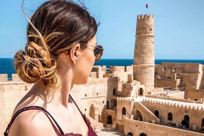 El Jem, Monastir, and Kairouan Medina Private Tour - Monastir’s Ribat, Bourguiba Mosque, and Coastal Atmosphere
