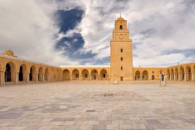 Kairouan and Roman Colosseum El Jem Day Trip from Sousse - Entering the Great Mosque of Kairouan, from courtyard to minaret views