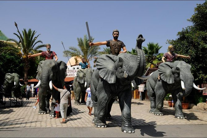 Private day tour Sidi Bousaid, Carthage and Hammamet departing from sousse - Private means personalized: how Nadhmi can shape the day for your family