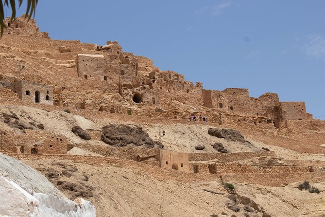 Tataouine - Chenini 1 day: Discovery of Ksours and Berber villages - Chenini Berber Village: The Hike That Makes It Real